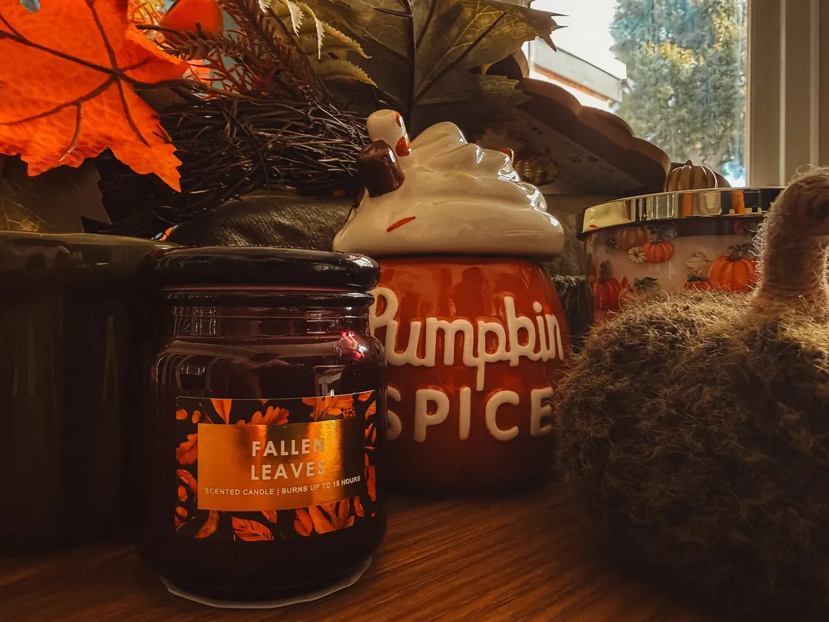 The Seasonal Textile Switch: Autumn/Winter Updates for Cosy UK Interiors